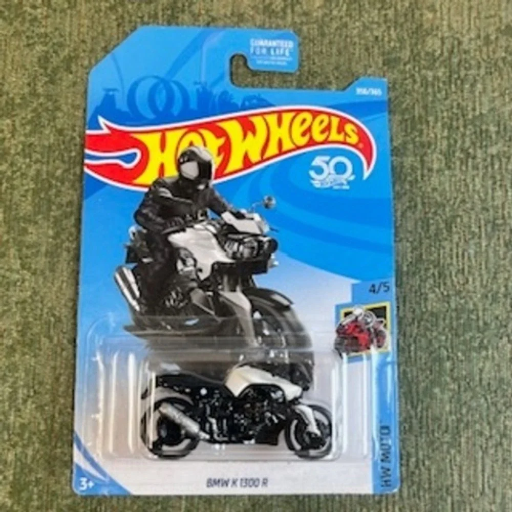 Hot Wheels Lot 2001 Treasure Hunt Pontiac Rageous 1998 Tow Jam 65 Mustang BMW‎